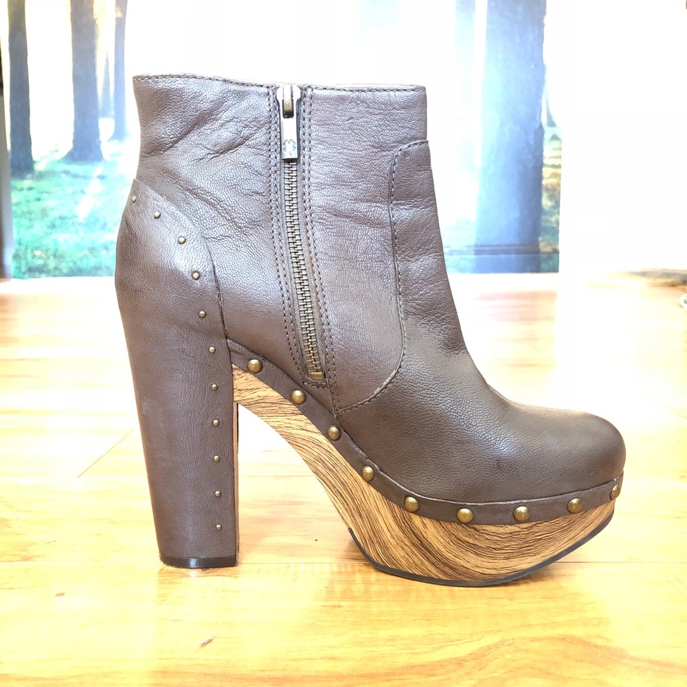 Lucky Brand Terrace Leather Studded Clog Boots
